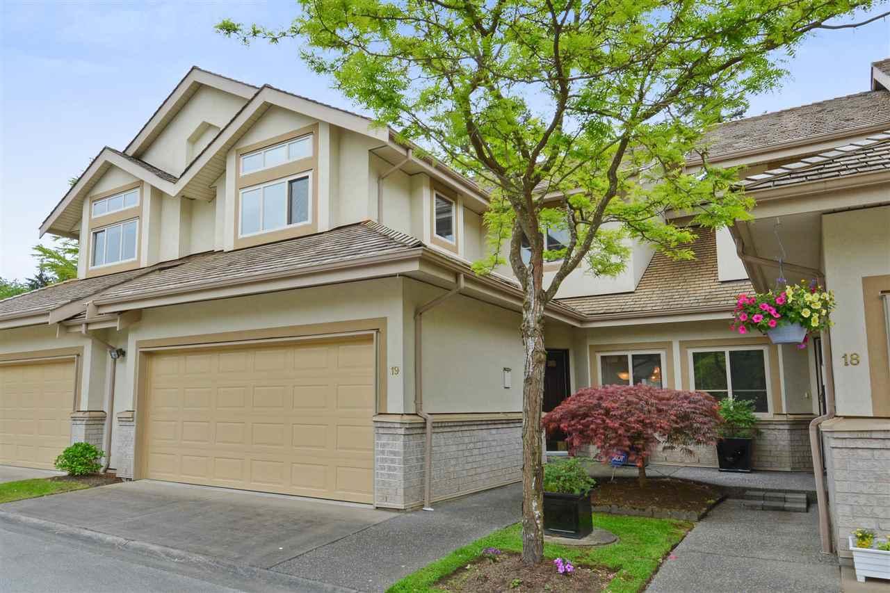 3387 King George Boulevard - Photo 1
