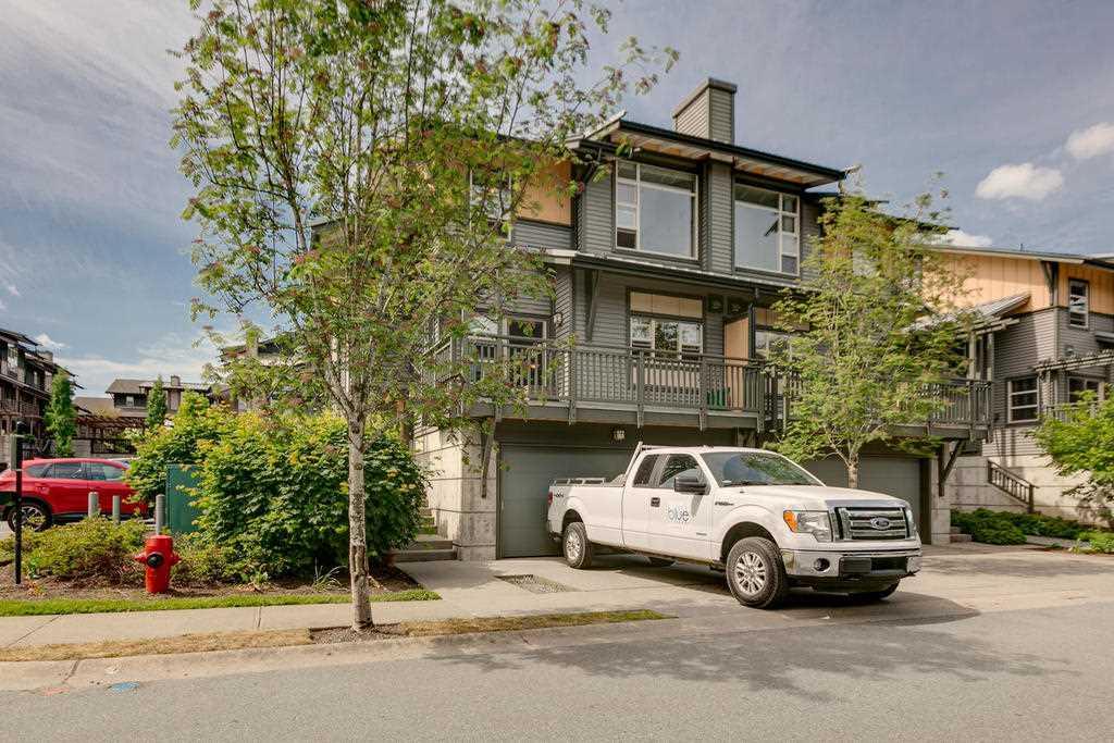 1168 Village Green Way - Photo 1