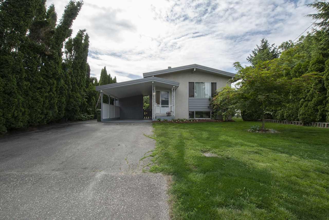 46586 Portage Avenue - Photo 1