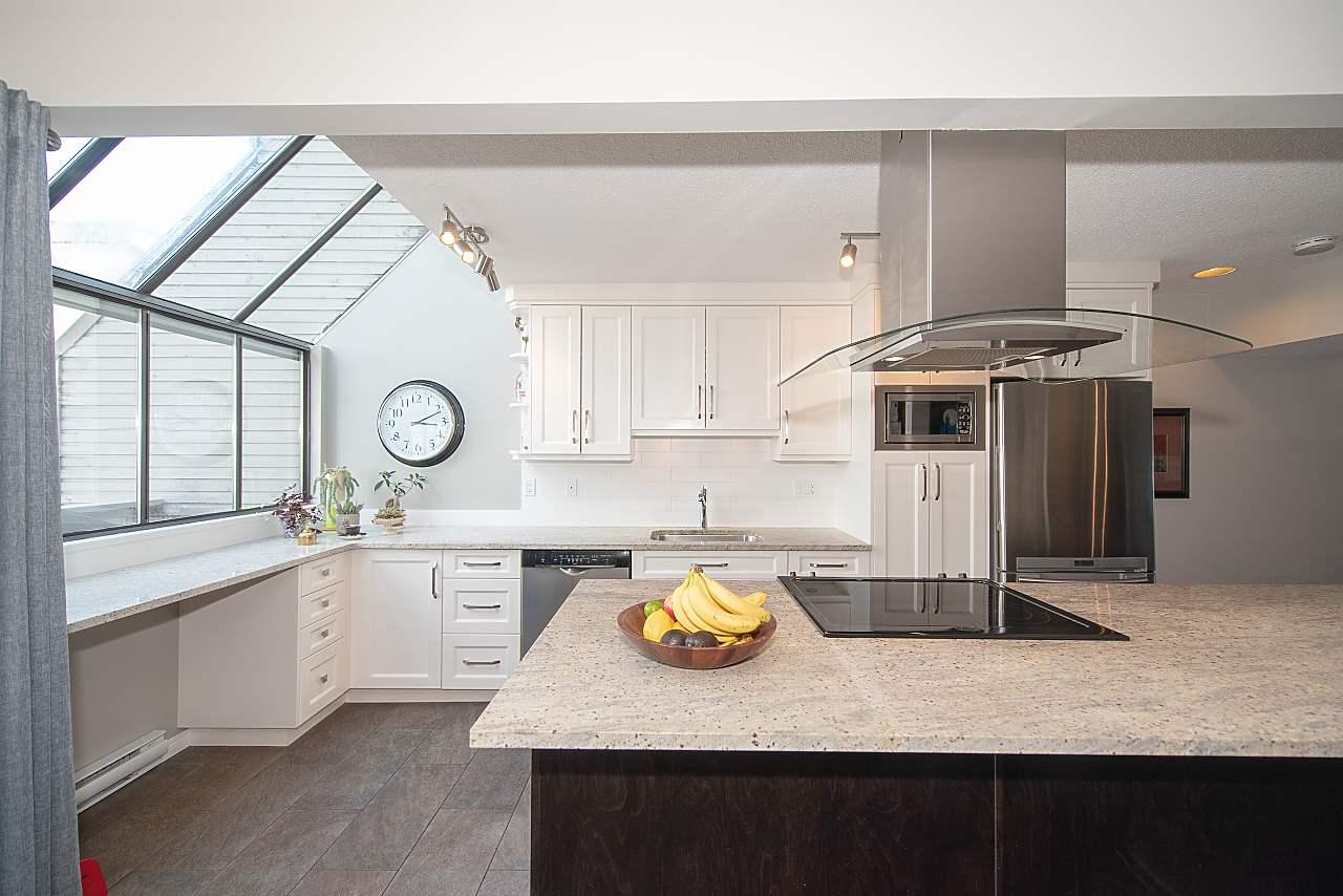 2020 Chesterfield Avenue - Photo 1