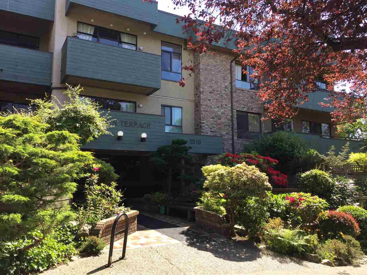 1516 Charles Street - Photo 1