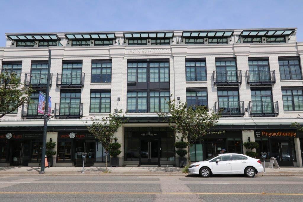 4355 10TH Avenue - Photo 1
