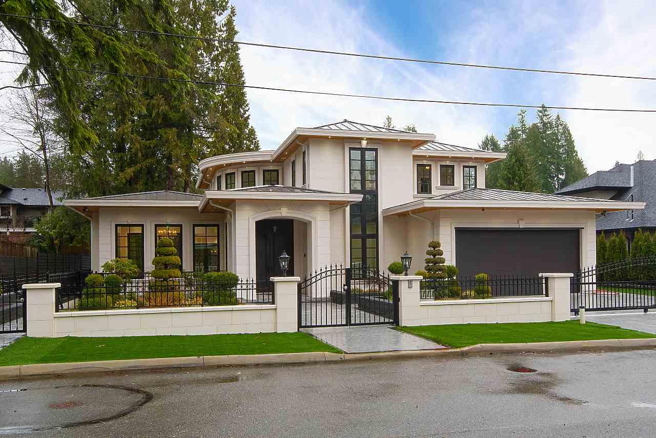 3990 Loraine Avenue - Photo 1