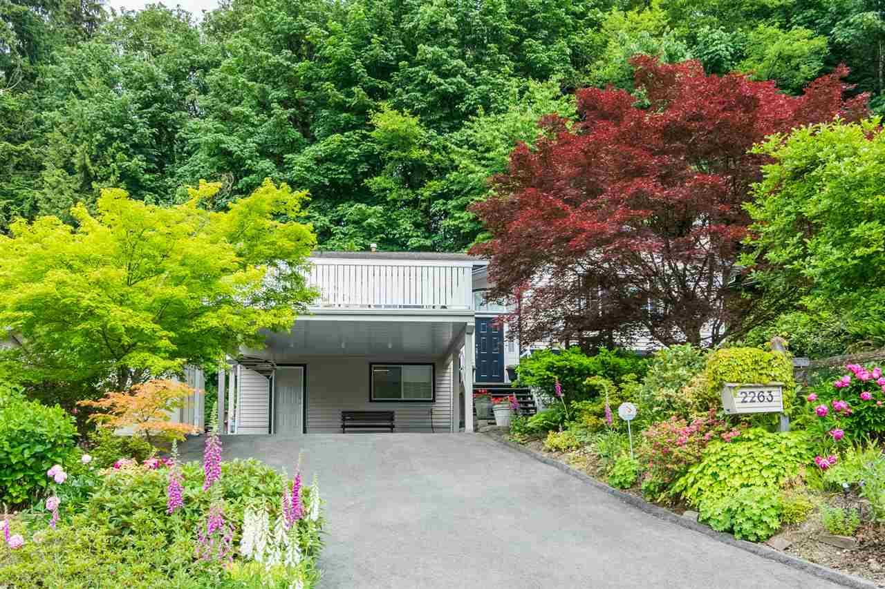 2263 Park Crescent - Photo 1