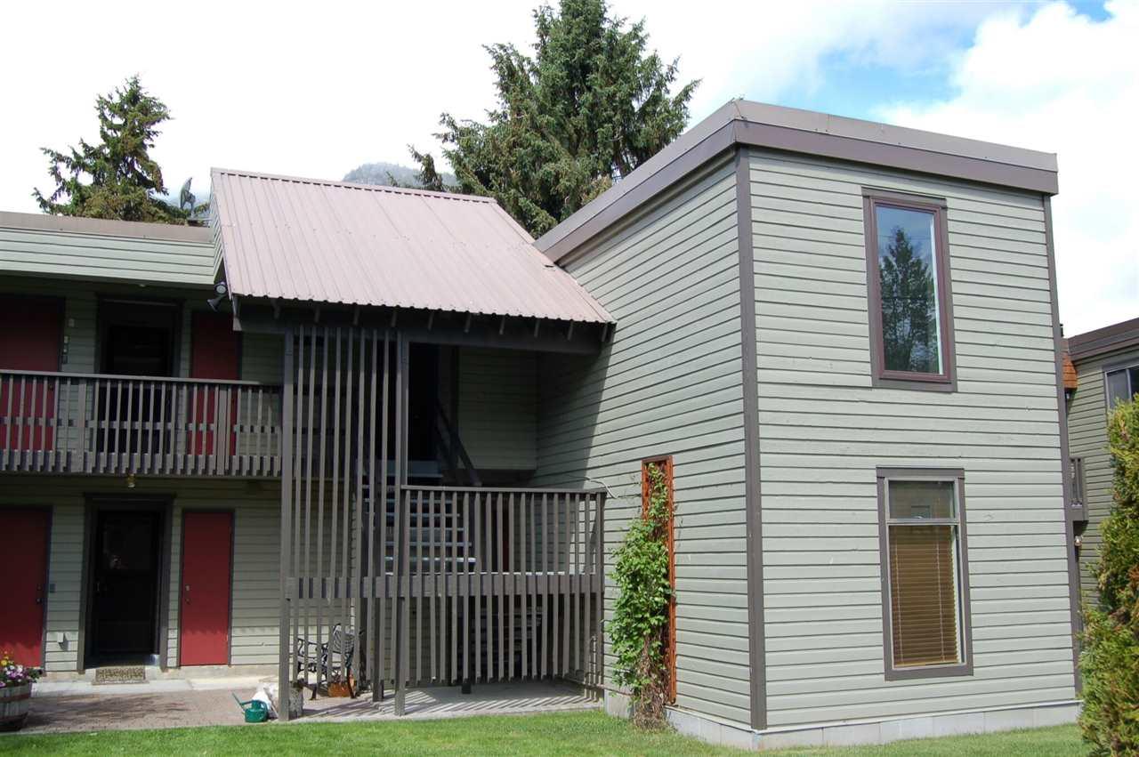 6850 Crabapple Drive - Photo 1