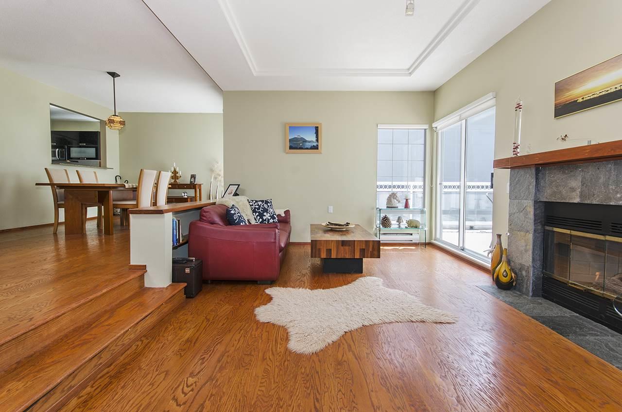 2440 Haywood Avenue - Photo 1