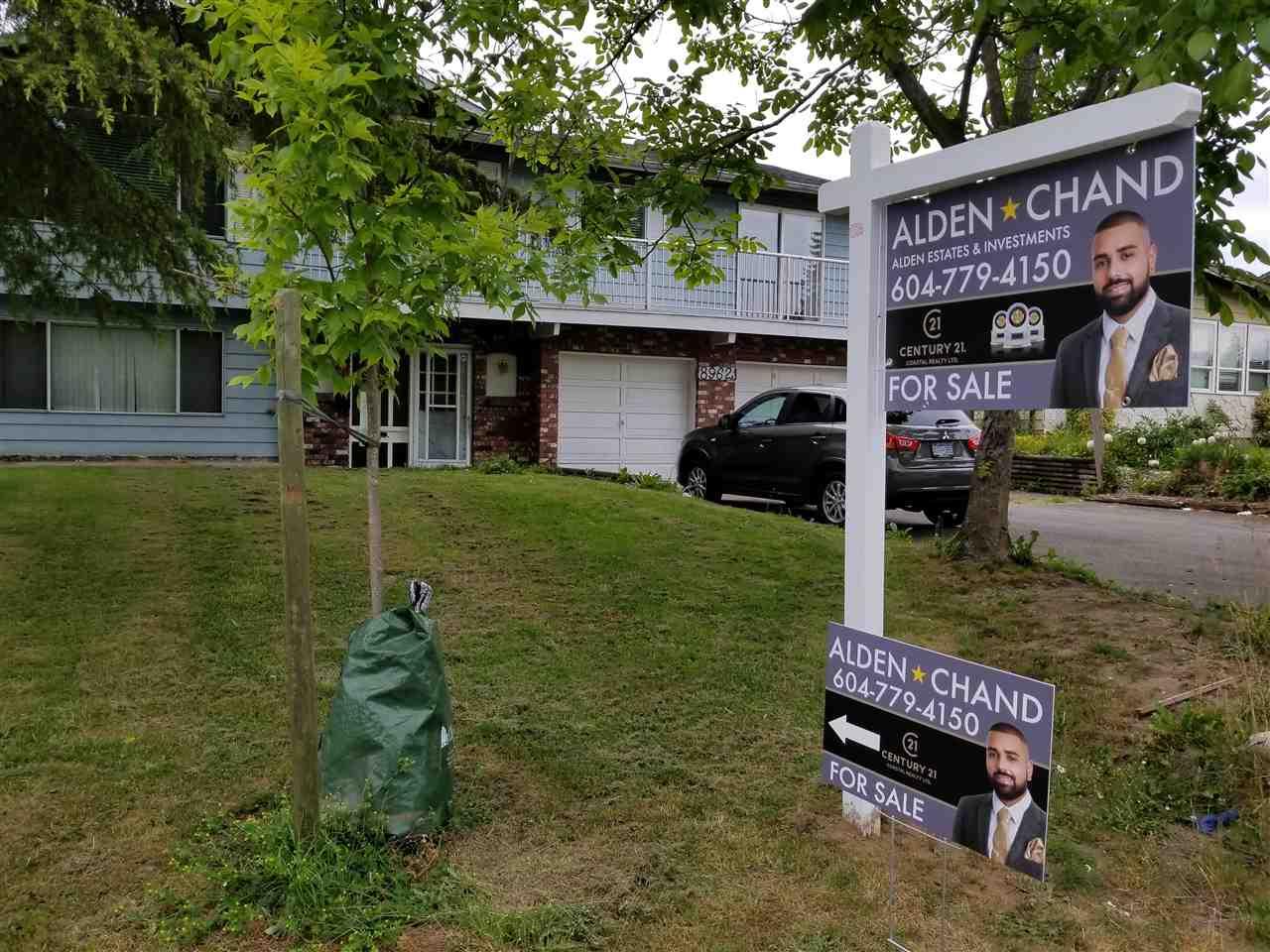 8962 Ursus Crescent - Photo 1