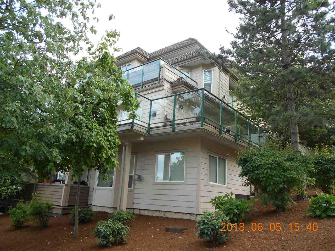 121 Shoreline Circle - Photo 1