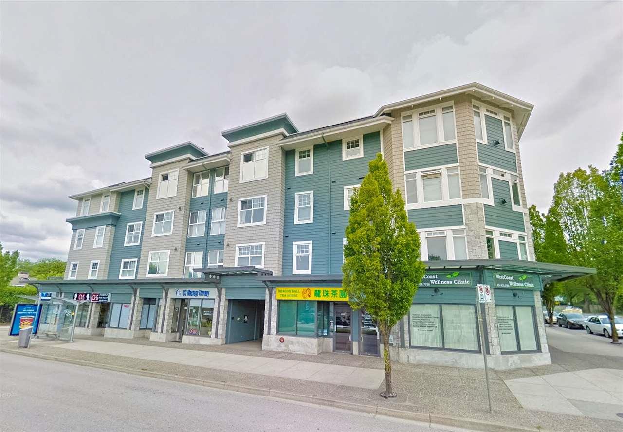 1011 King Edward Avenue - Photo 1