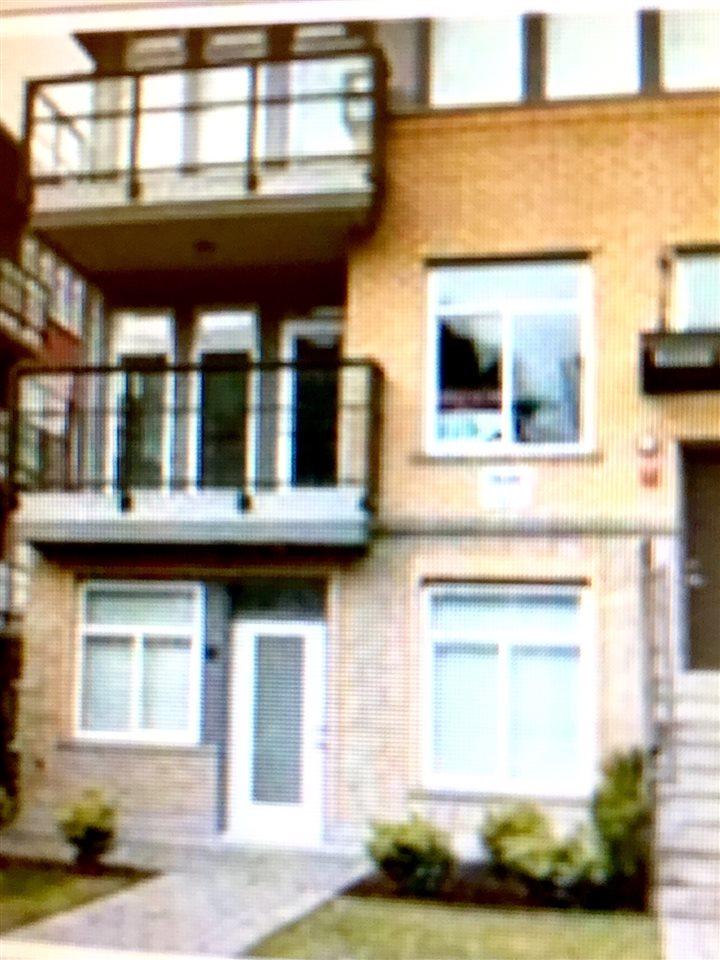 5649 Kings Road - Photo 1