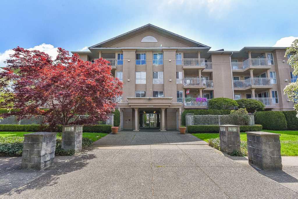 13733 74 Avenue - Photo 1