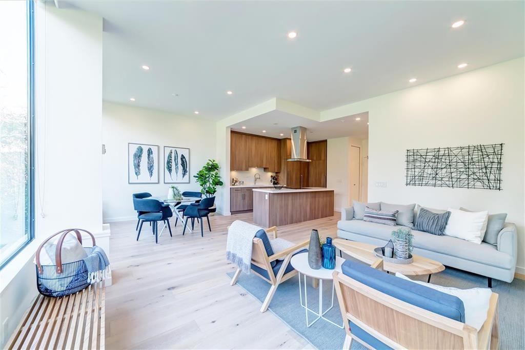 1420 Duchess Avenue - Photo 1