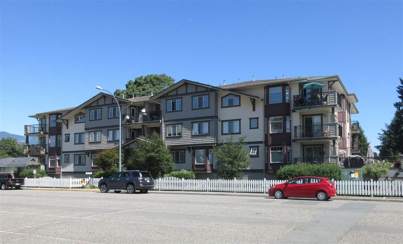 45535 Spadina Avenue - Photo 1