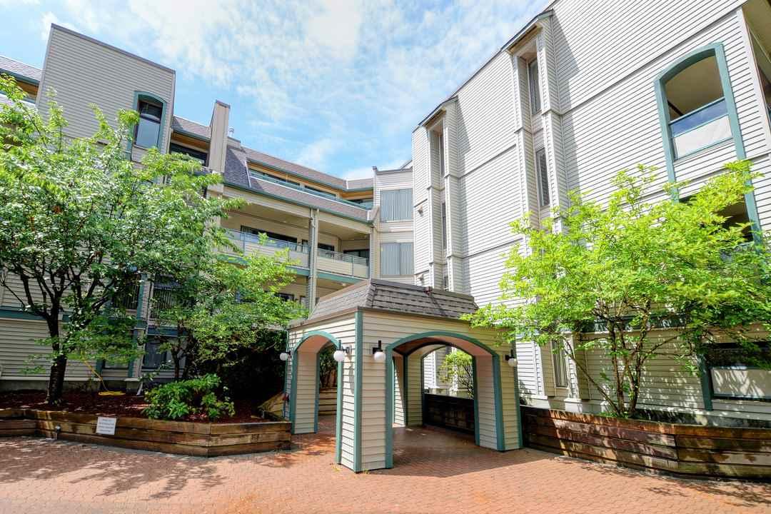 2915 Glen Drive - Photo 1