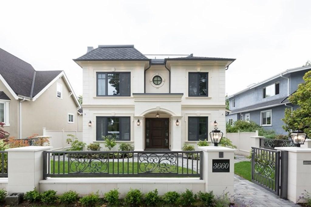 3660 King Edward Avenue - Photo 1