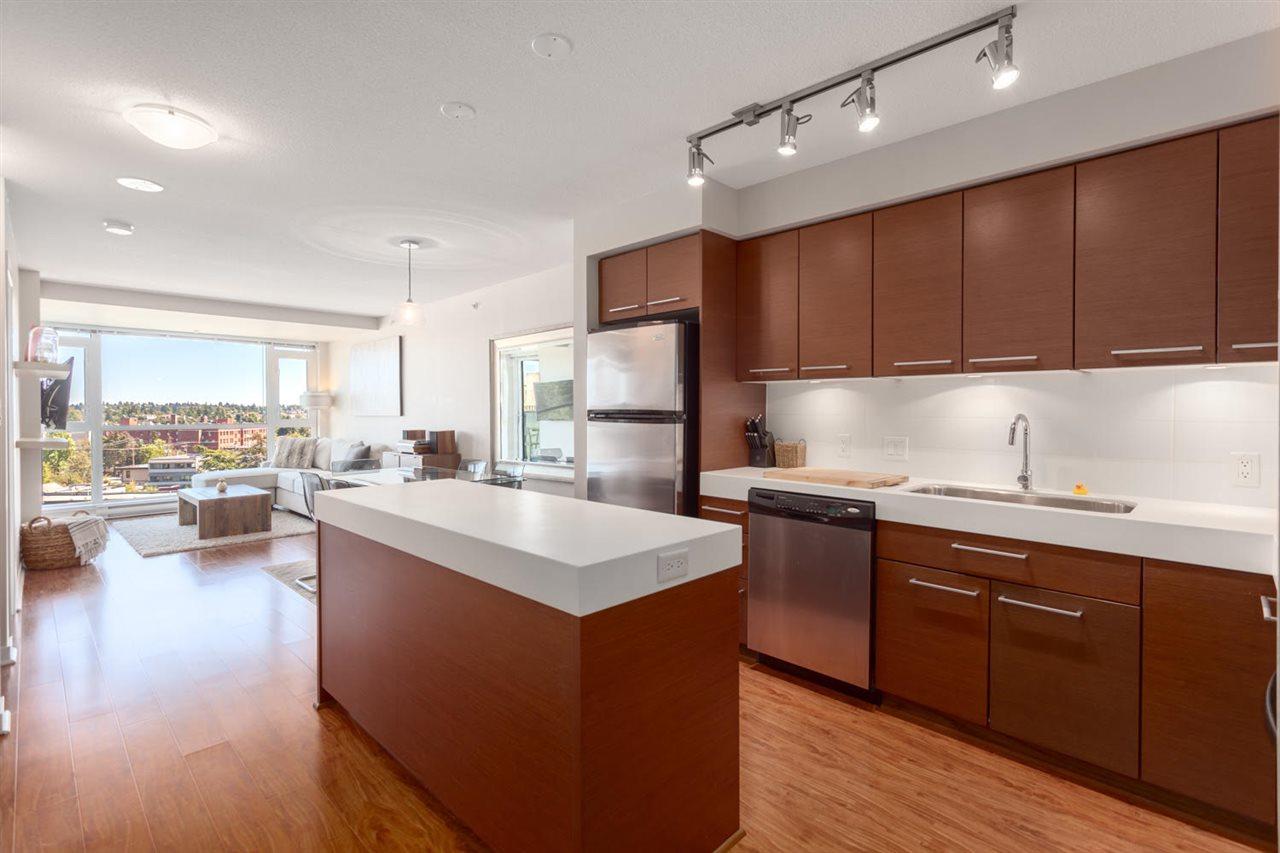 2770 Sophia Street - Photo 1