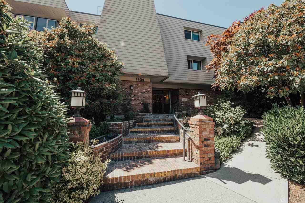 1429 Merklin Street - Photo 1