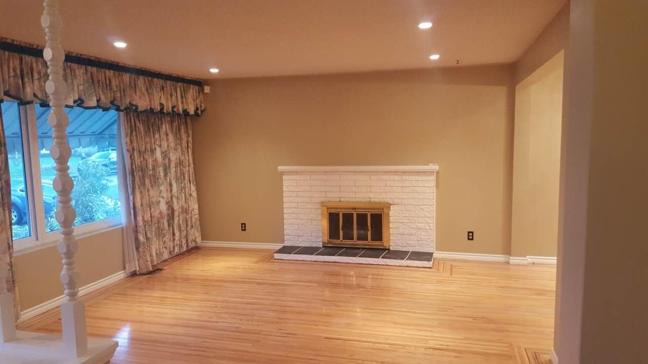 828 Seymour Drive - Photo 1