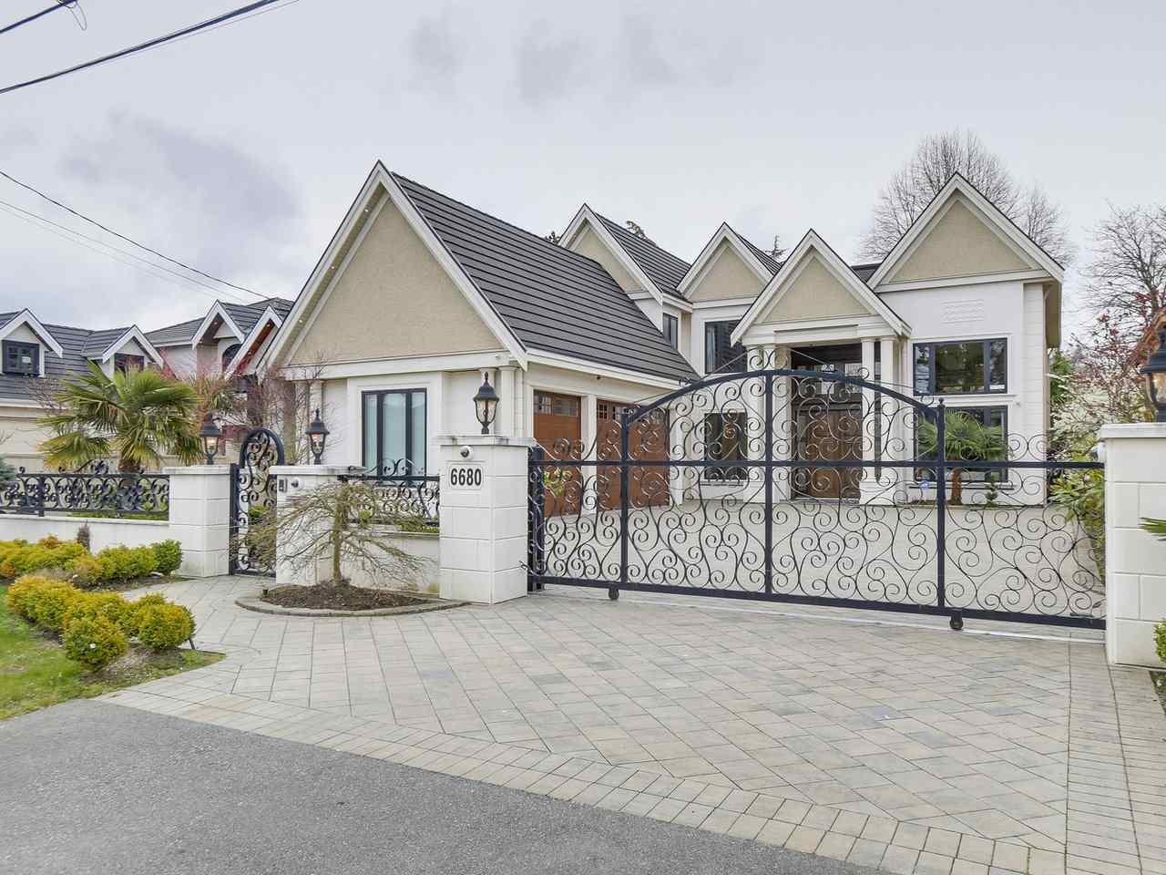 6680 Maple Road - Photo 1