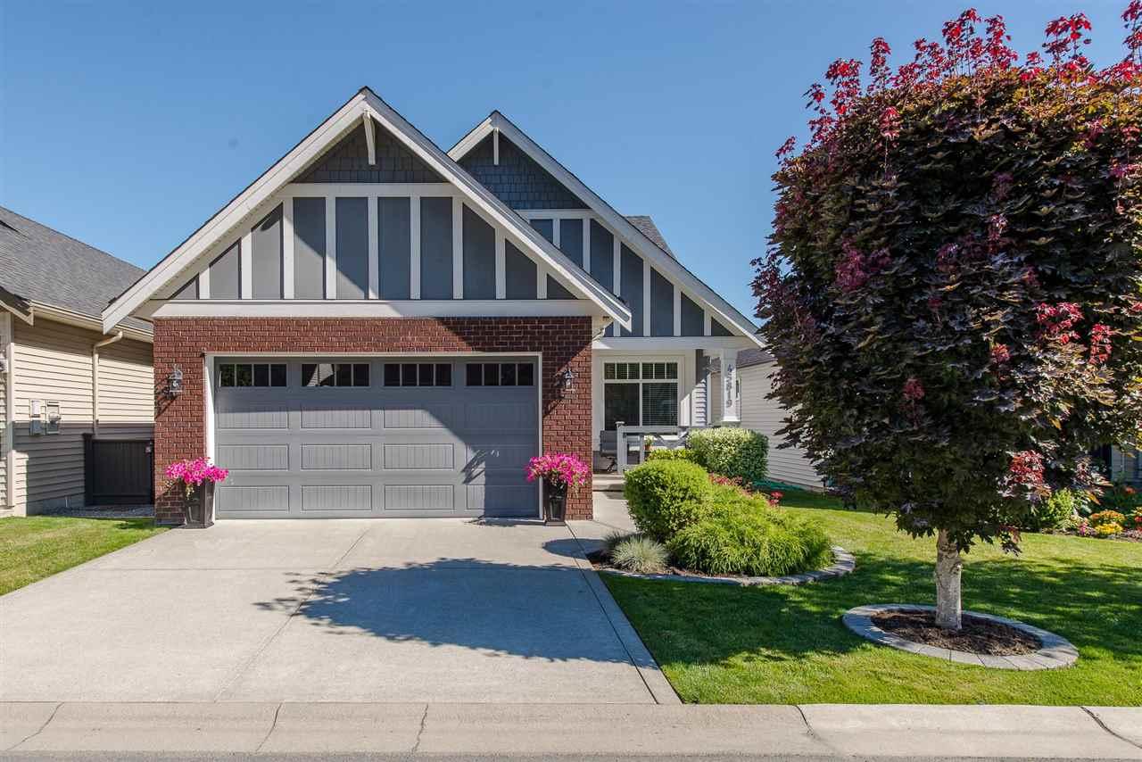 45819 Foxridge North Crescent - Photo 1