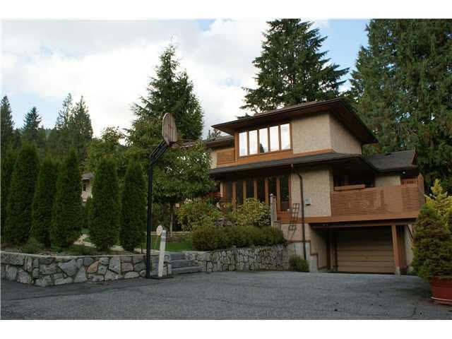4315 Ruth Crescent - Photo 1