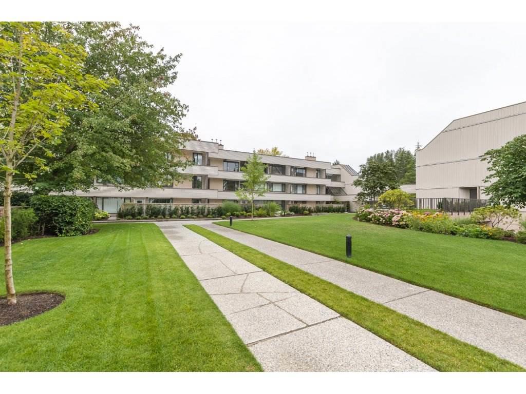 15313 19 Avenue - Photo 1