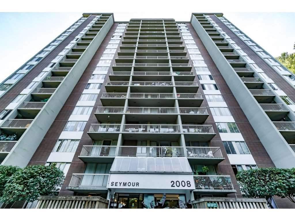 2008 Fullerton Avenue - Photo 1