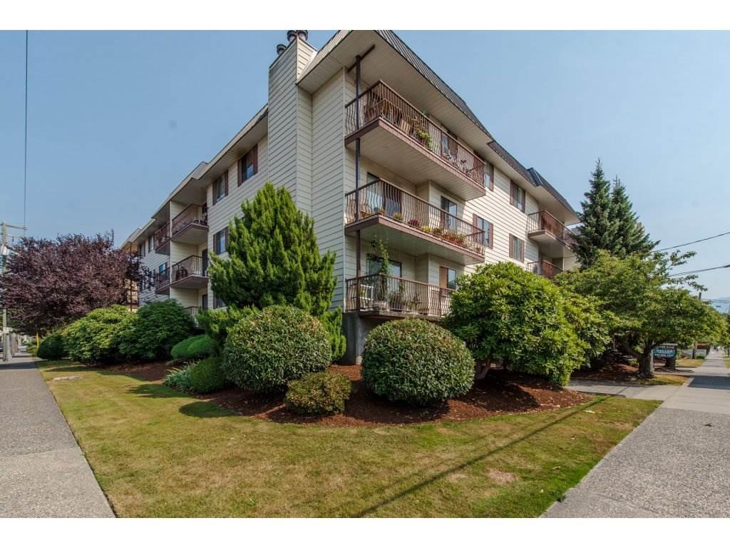 45749 Spadina Avenue - Photo 1