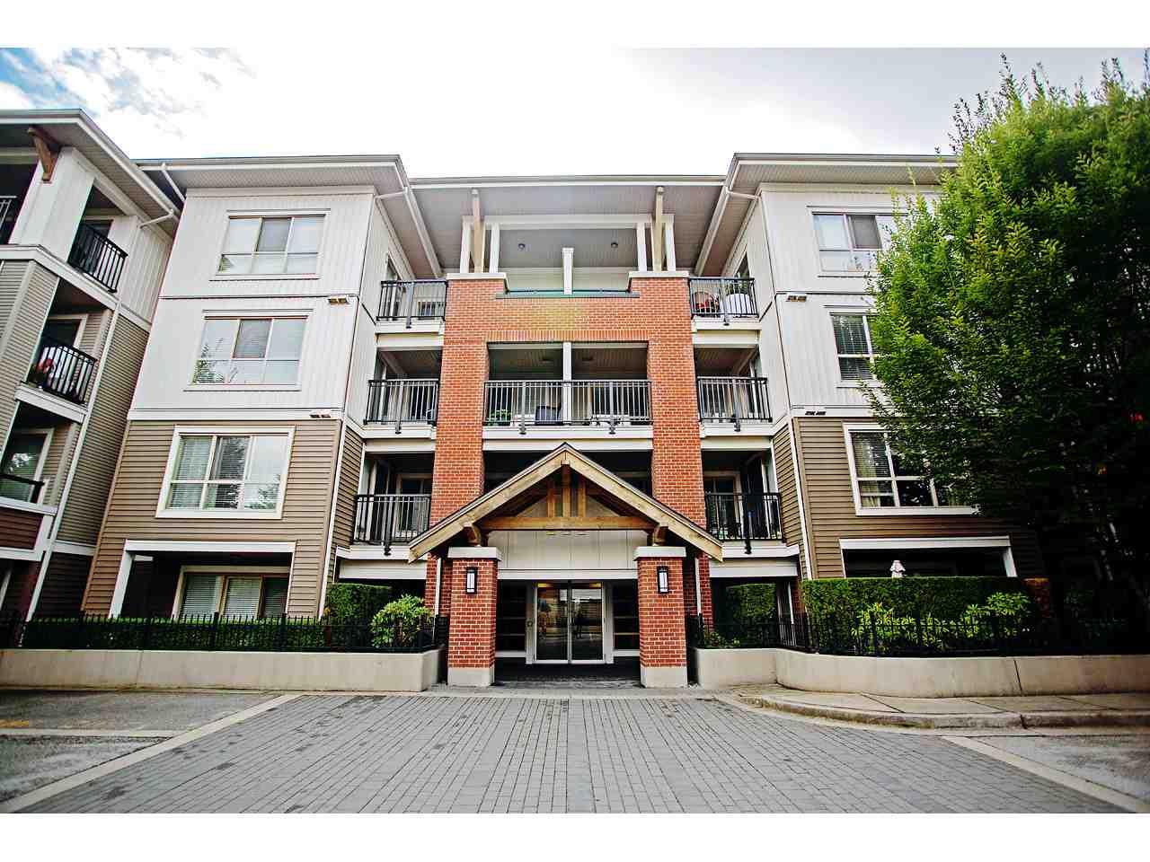 8929 202 Street - Photo 1