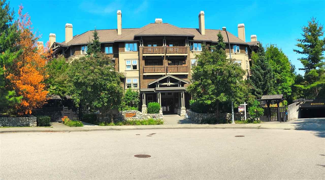 15 Smokey Smith Place - Photo 1