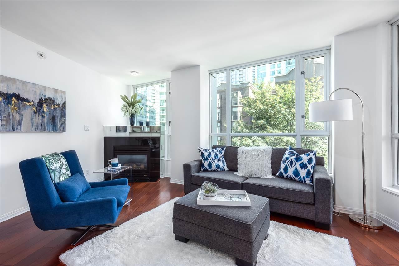 1328 Pender Street - Photo 1