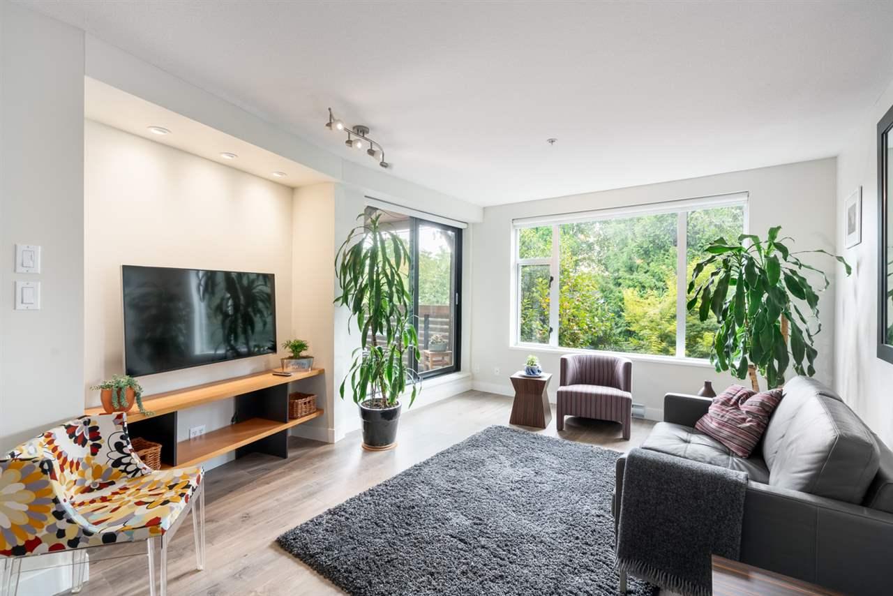 2525 Blenheim Street - Photo 1