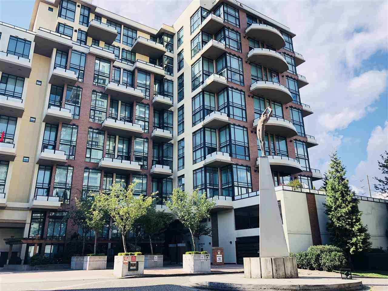 10 Renaissance Square - Photo 1