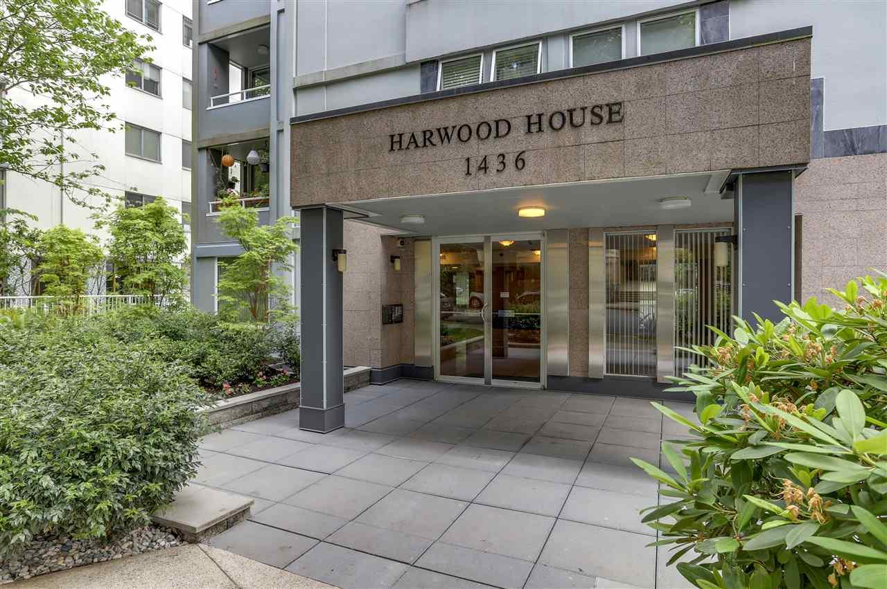 1436 Harwood Street - Photo 1
