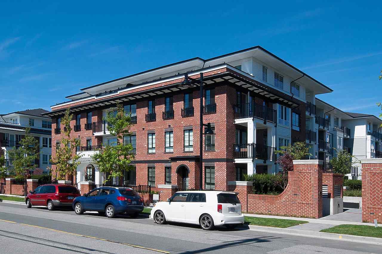 553 Foster Avenue - Photo 1