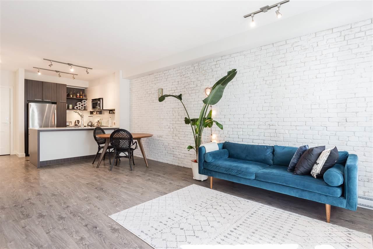 555 Foster Avenue - Photo 1