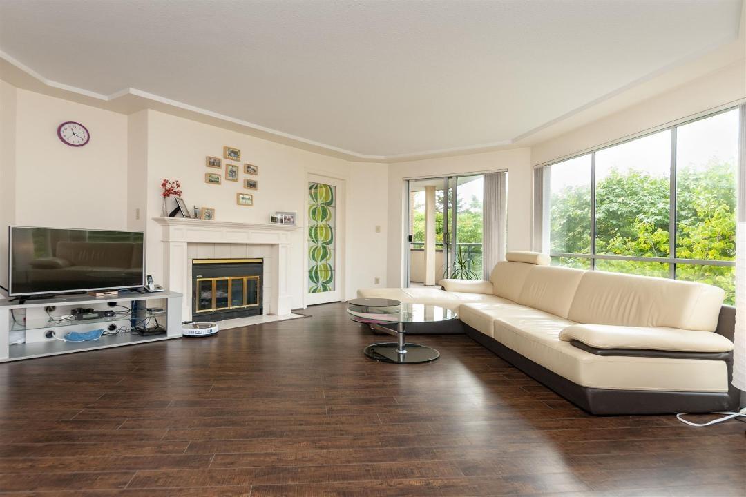 8600 Lansdowne Road - Photo 1