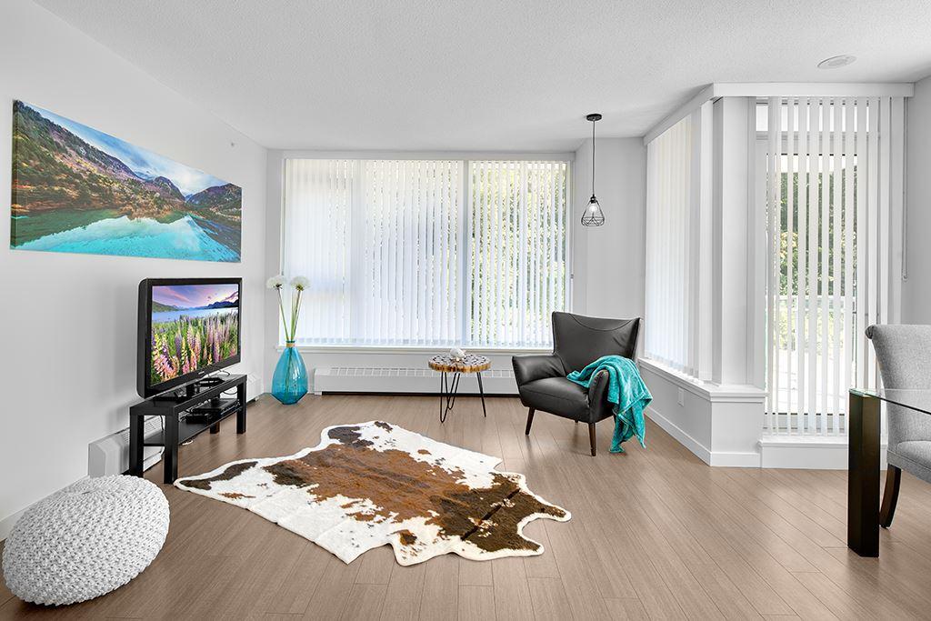3281 Kent North Avenue - Photo 1