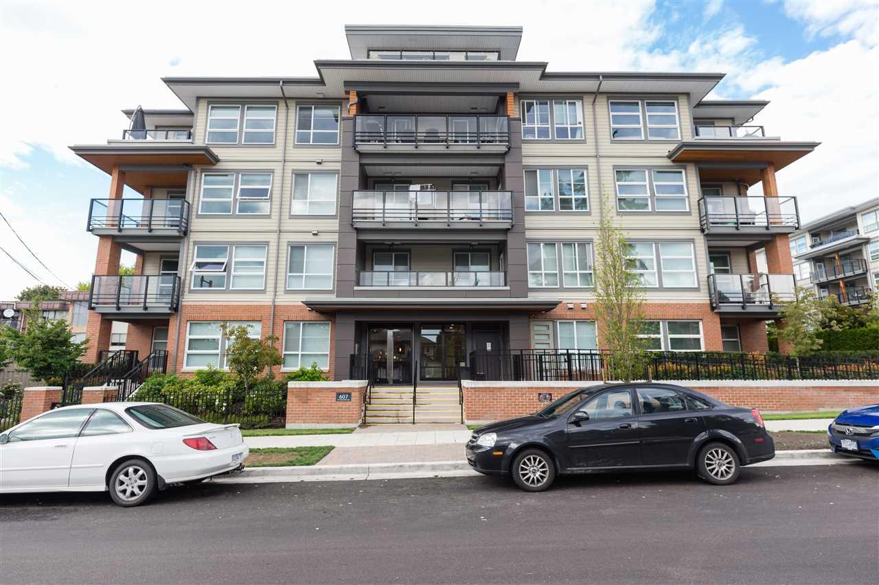 607 Cottonwood Avenue - Photo 1