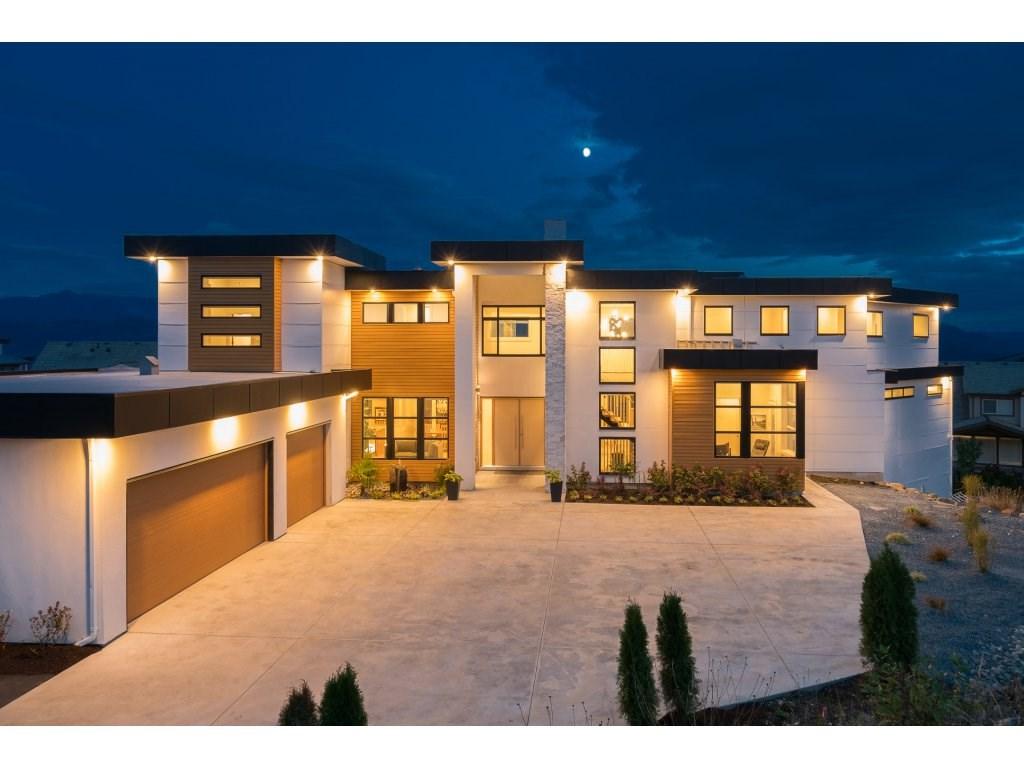 2737 Eagle Summit Crescent - Photo 1