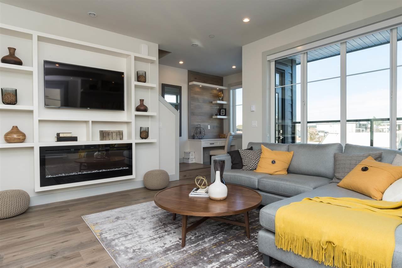 620 Salter Street - Photo 1