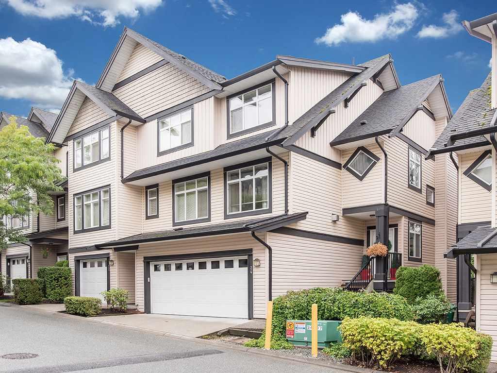 19932 70 Avenue - Photo 1