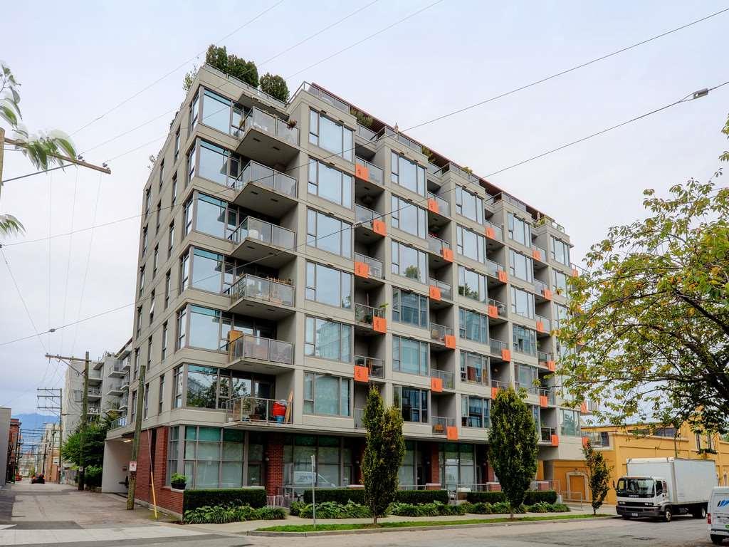 251 7TH Avenue - Photo 1
