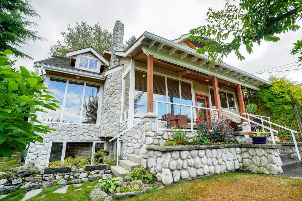 10500 125A Street - Photo 1