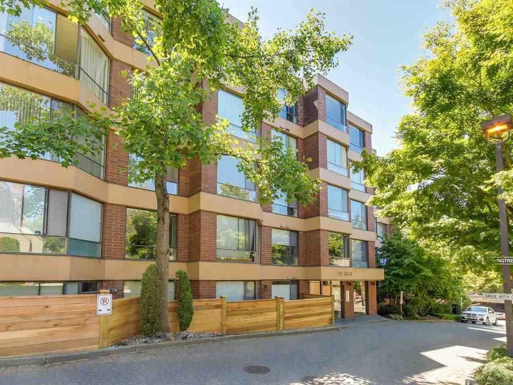 2140 Briar Avenue - Photo 1