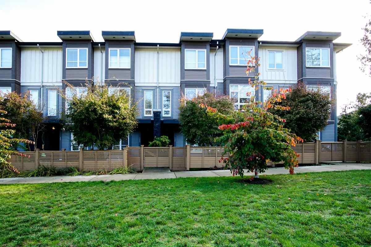 5888 144 Street - Photo 1