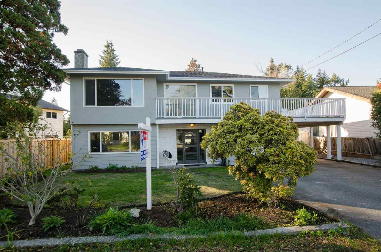 1271 Morris Crescent - Photo 1