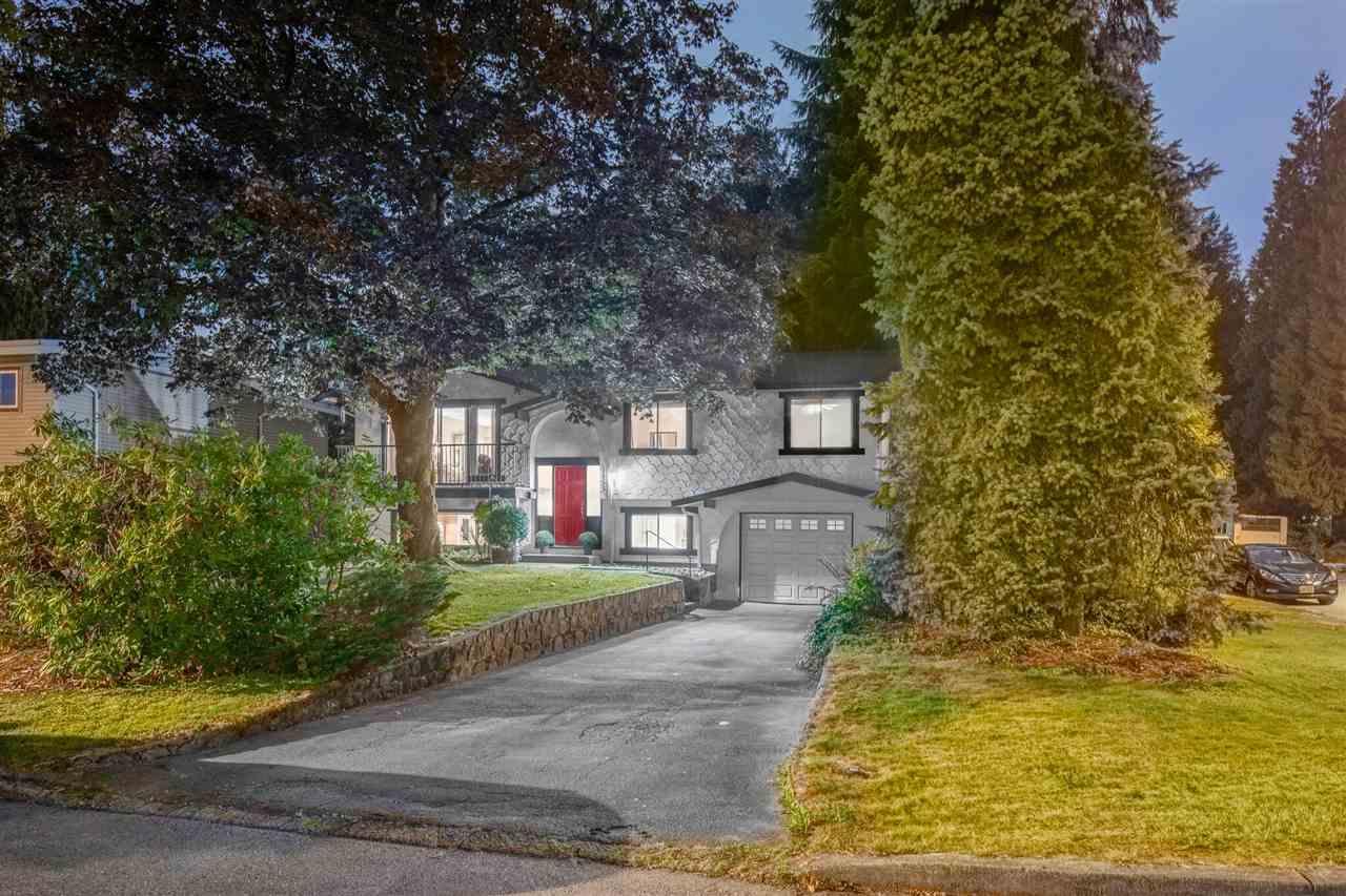 1153 Blue Heron Crescent - Photo 1