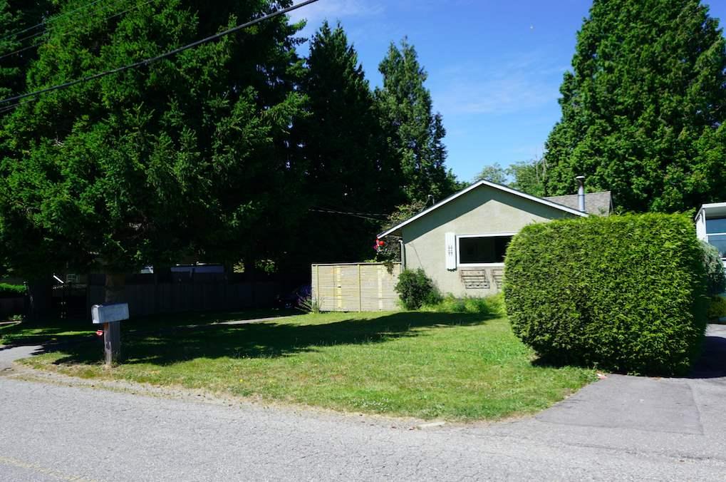 16921 0 Avenue - Photo 1