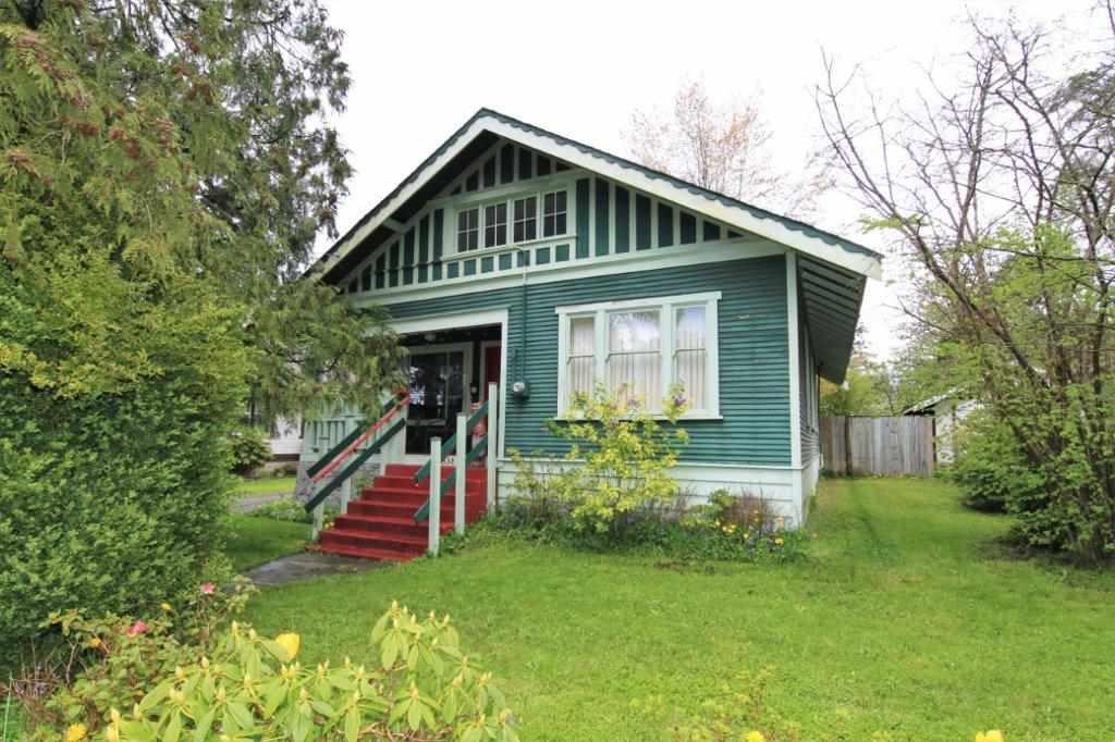 11338 Maple Crescent - Photo 1